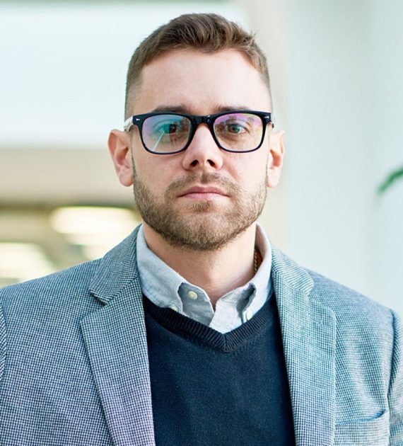 modern-businessman-wearing-glasses-2023-11-27-05-14-43-utc